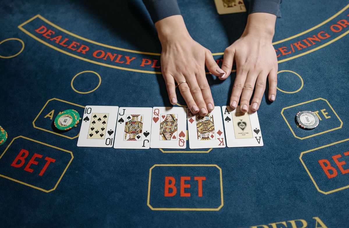 PokerDiscover Live Casino